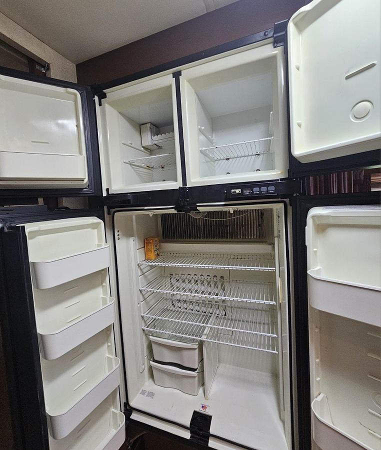 Used 2007 Newmar Kountry Star 3910