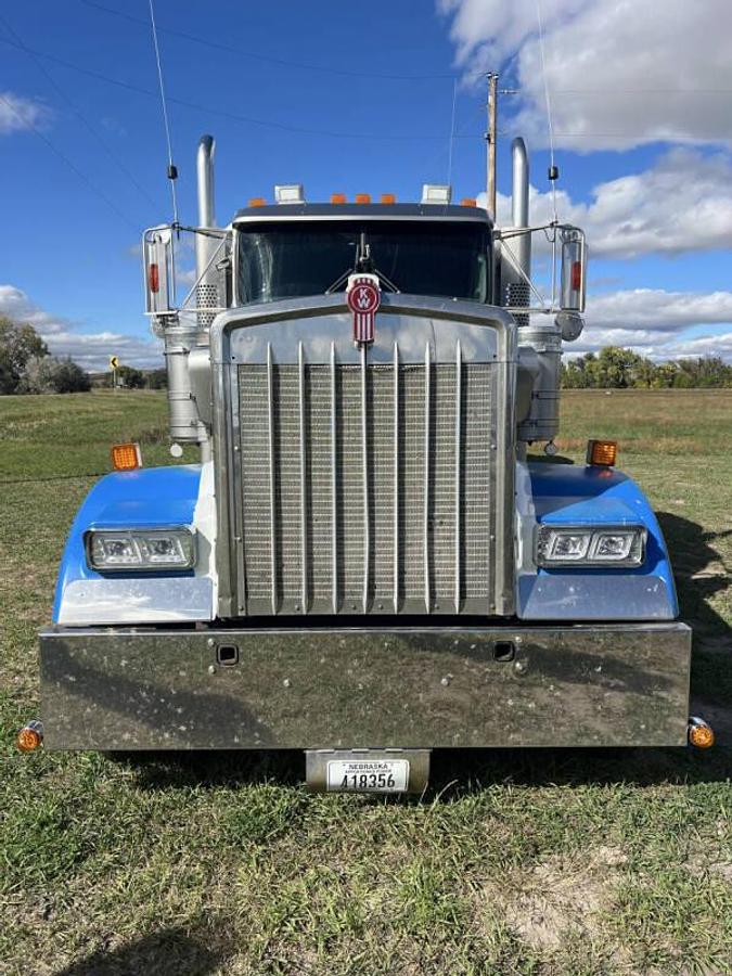 Used 2014 Kenworth W900L