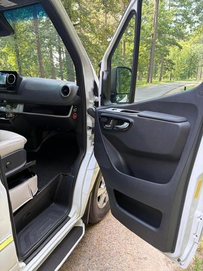 Used 2023 Airstream Interstate 19
