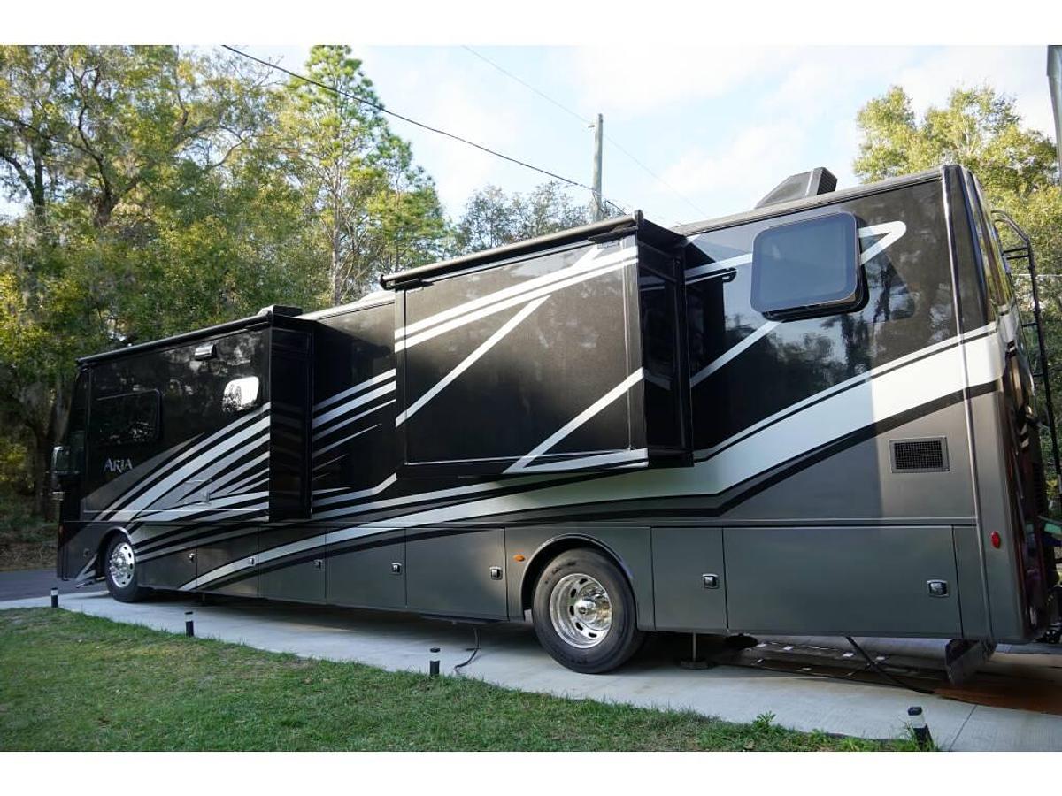 Used 2023 Thor Aria 4000