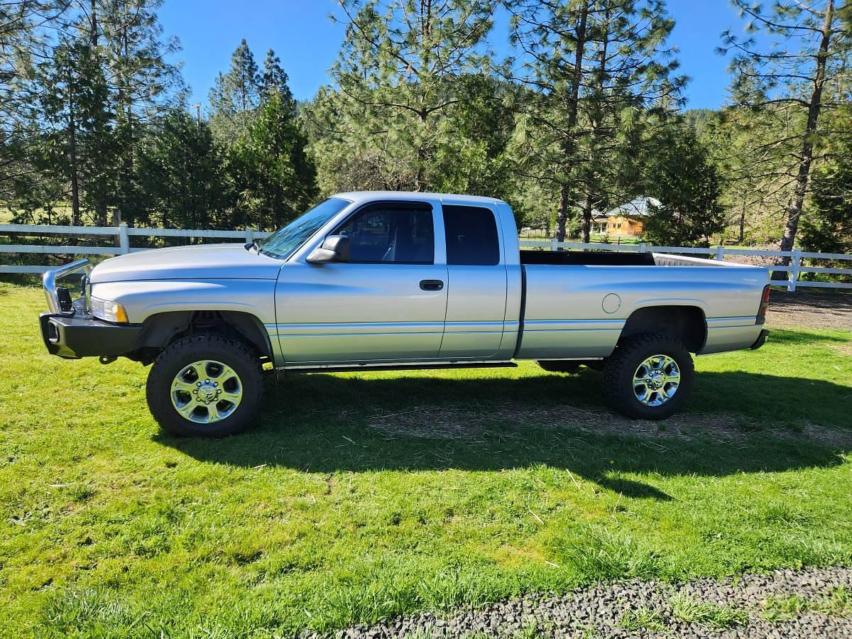 Used 2001 Dodge Ram 2500 4dr Quad Cab SLT Plus 4WD LB