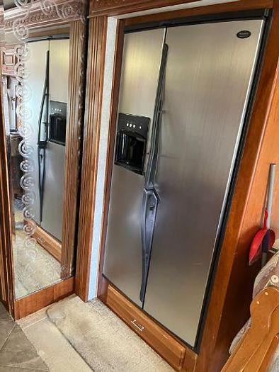 Used 2006 Monaco Camelot 42-DSQ