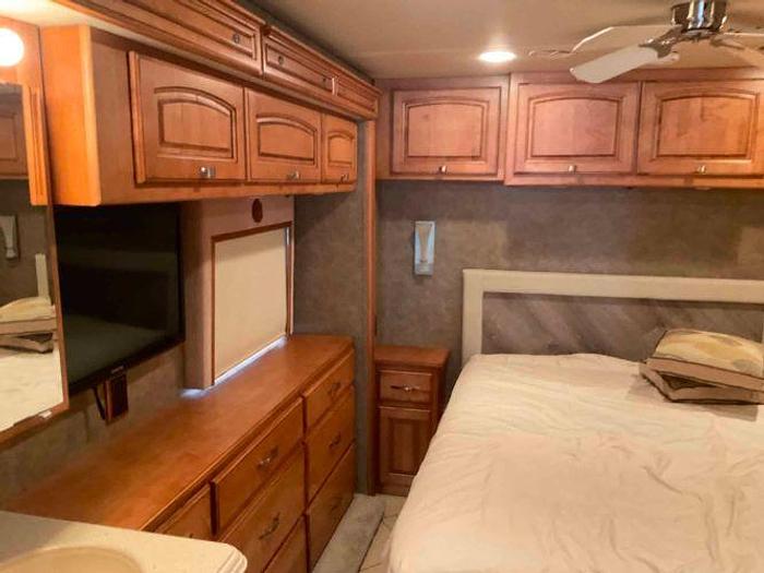 Used 2013 Winnebago Journey 36M