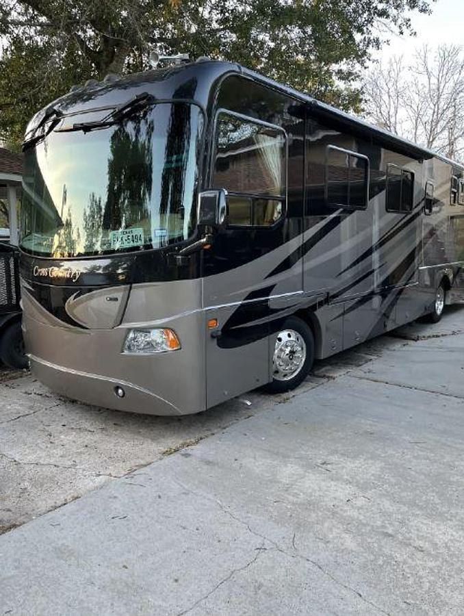 Used 2008 Coachmen Cross Country 382DS Class A Motorhome