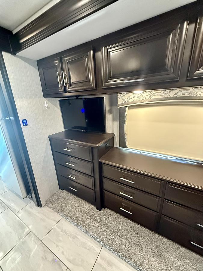 Used 2022 Forest River Berkshire 34B Class A Diesel Pusher