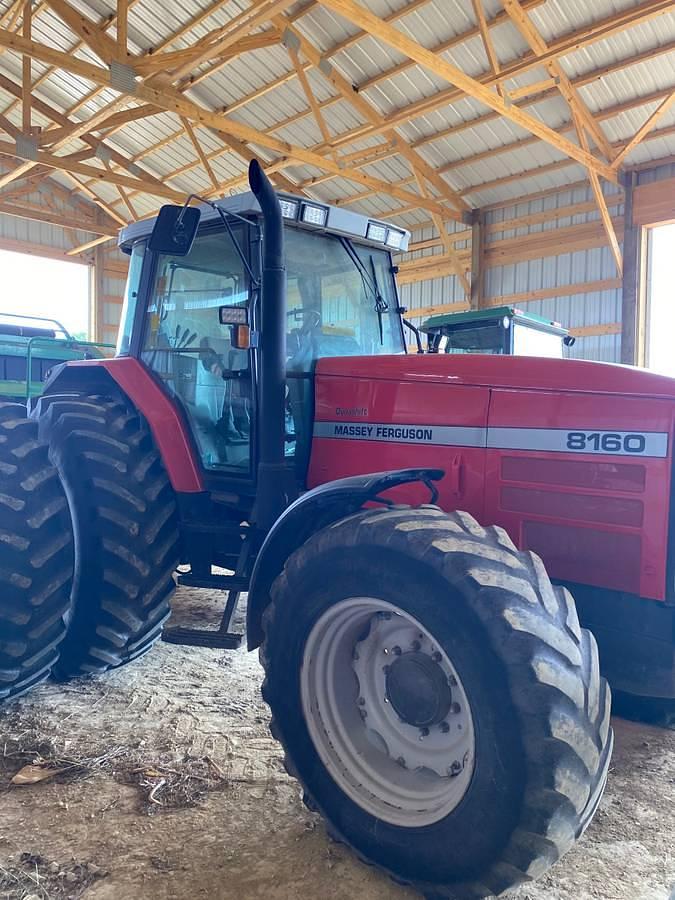 Used 1996 Massey Ferguson  8160