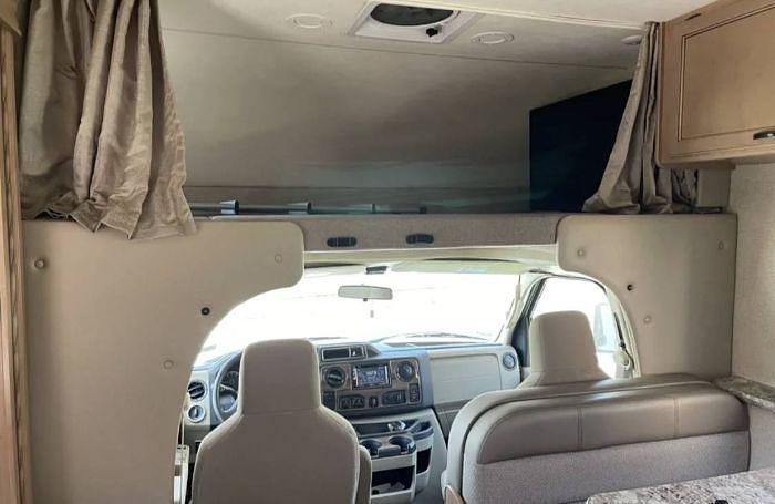 Used 2018 Thor Chateau