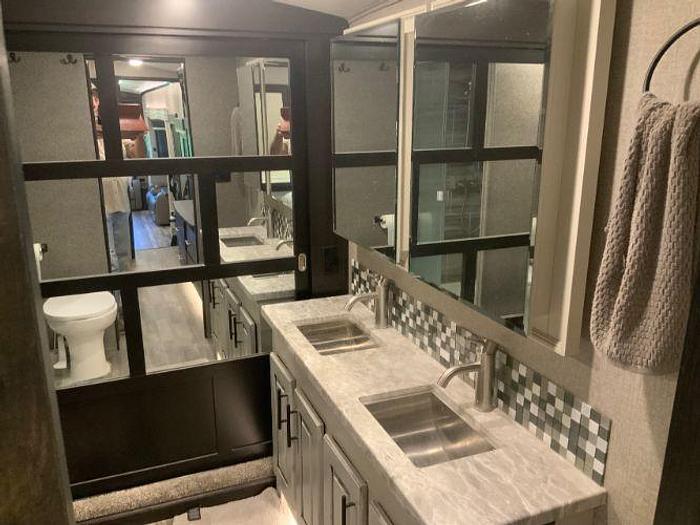 Used 2021 Jayco North Point 387FBTS