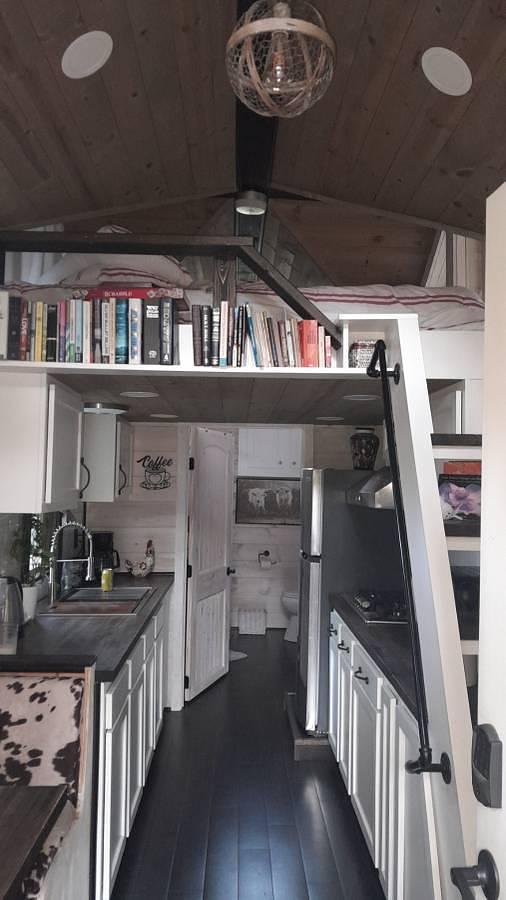 Used 2020 Custom Tiny Home 24 Ft