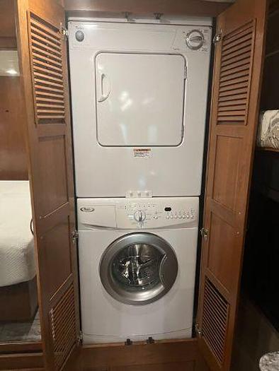 Used 2017 Fleetwood Discovery LXE 40X