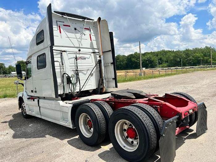 Used 2017 Volvo VNL64T780