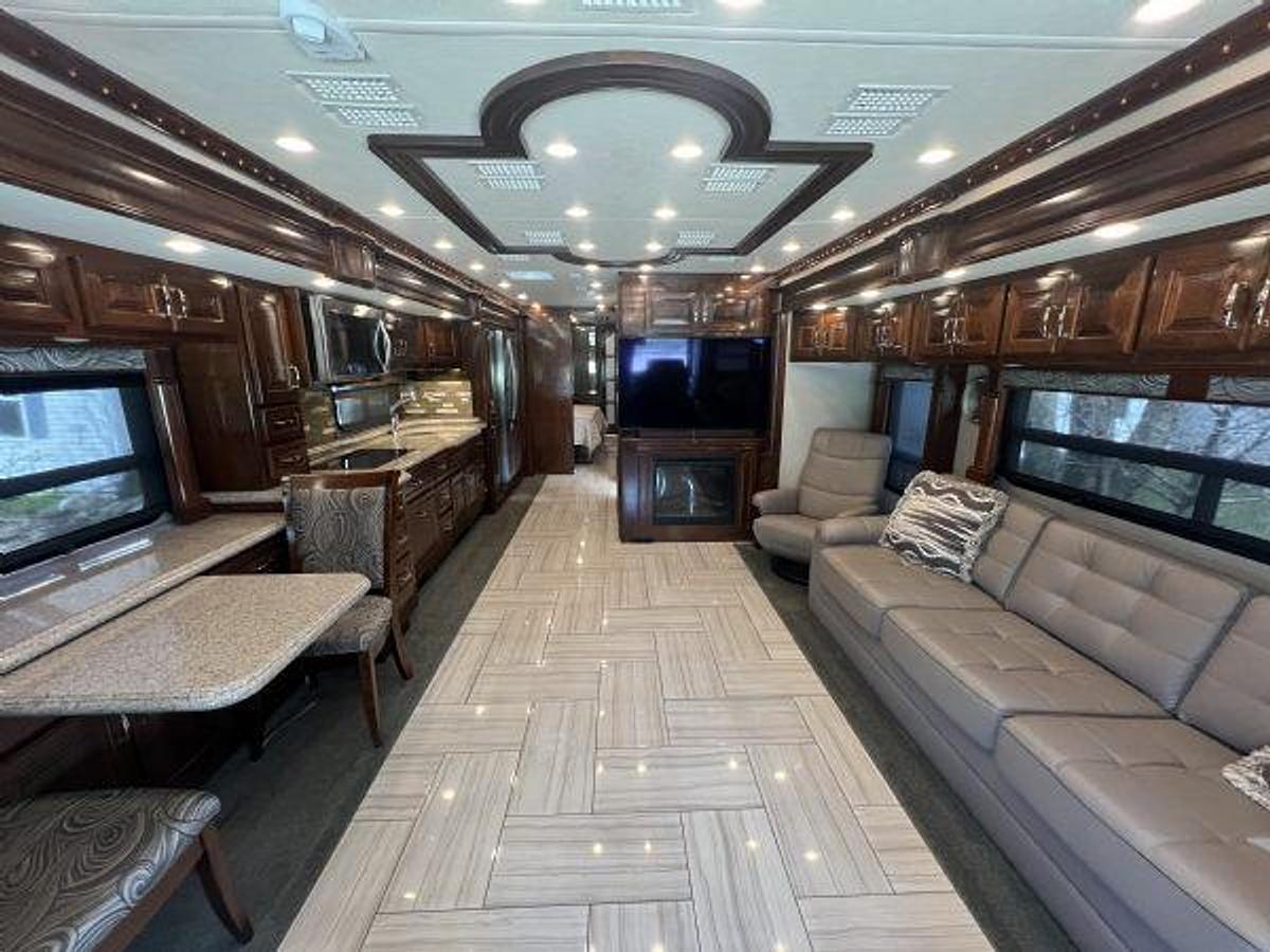 Used 2017 American Coach American Revolution 42P Class A Motorhome