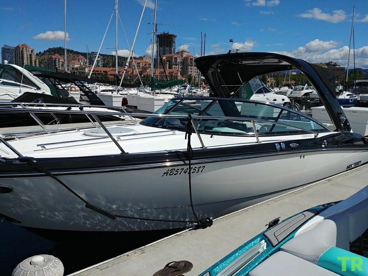 Used 2015 Monterey Cuddy Cabin