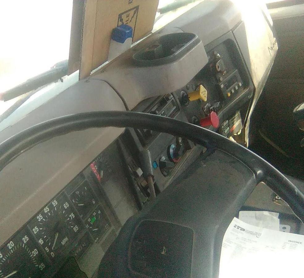 Used 1996 International 8100