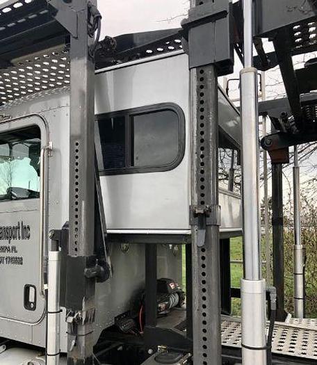 Used 2018 Peterbilt 348