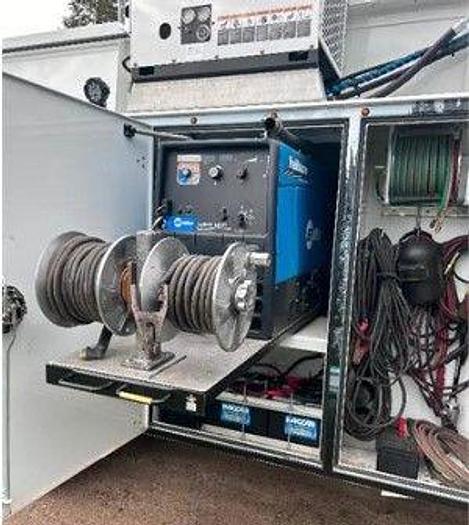 Used 2023 KENWORTH T440