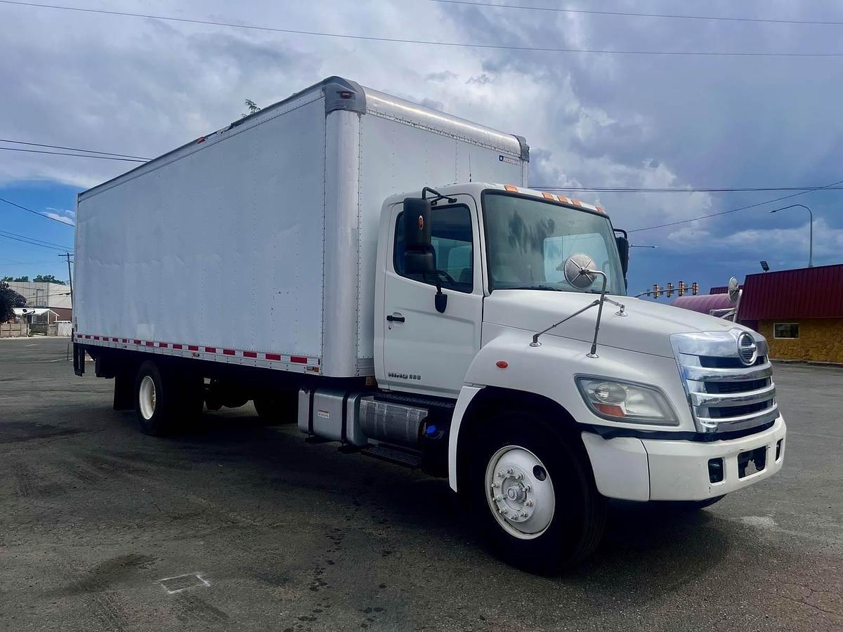 Used 2013 Hino 338 Box Truck