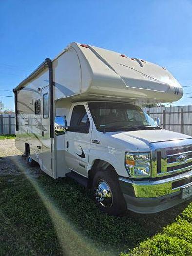 Used 2022 Winnebago Ford F350