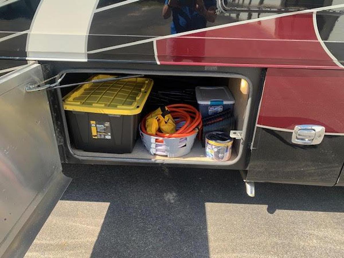 Used 2019 Tiffin Motorhomes Phaeton 40QBH Class A Motorhome