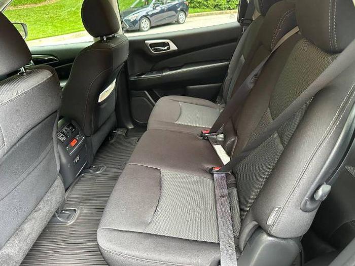 Used 2019 Nissan Pathfinder SV