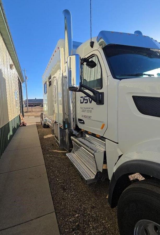 Used 2021 Peterbilt 567 Sleeper Truck