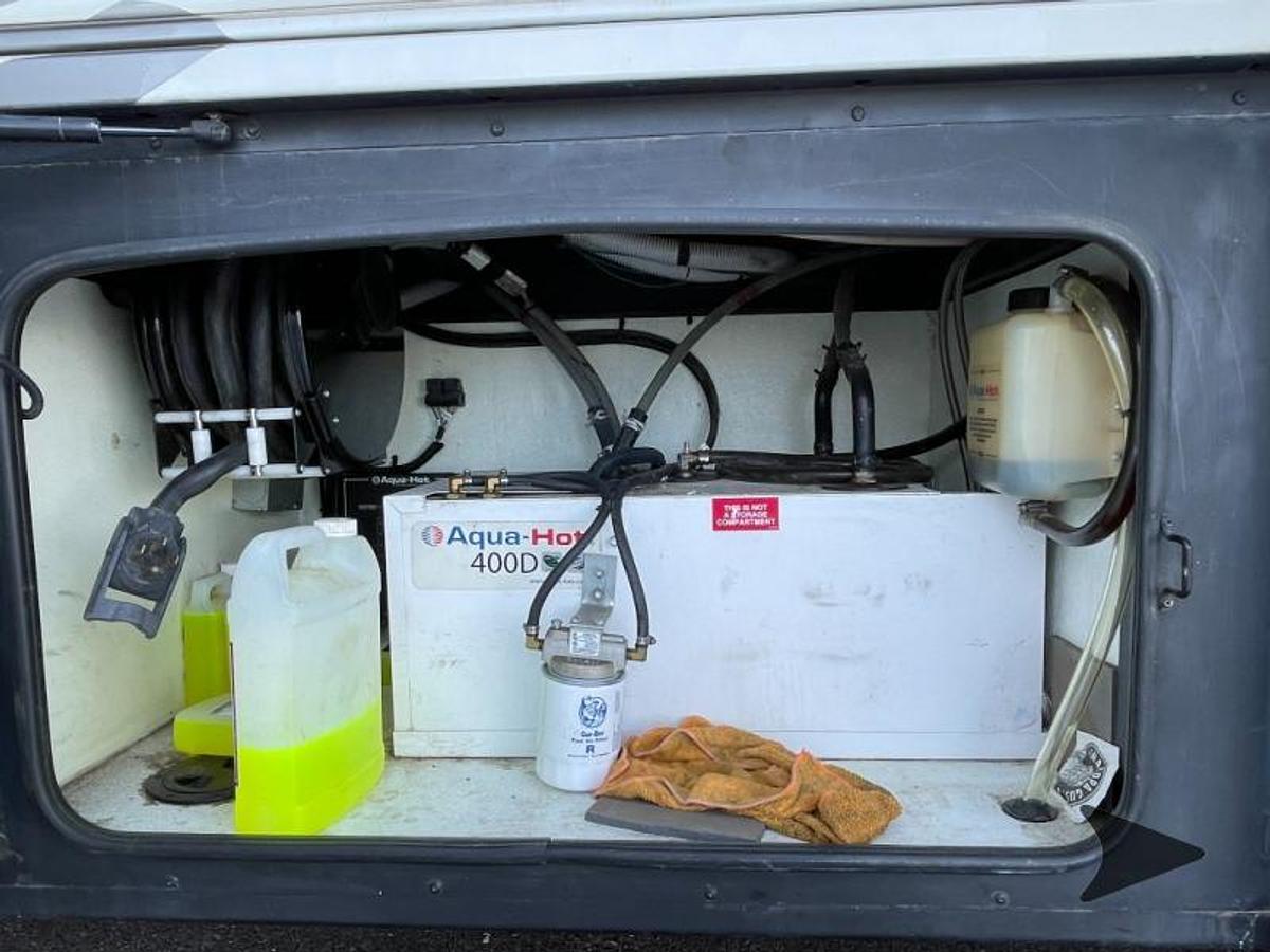 Used 2017 American Coach American Revolution 42P Class A Motorhome