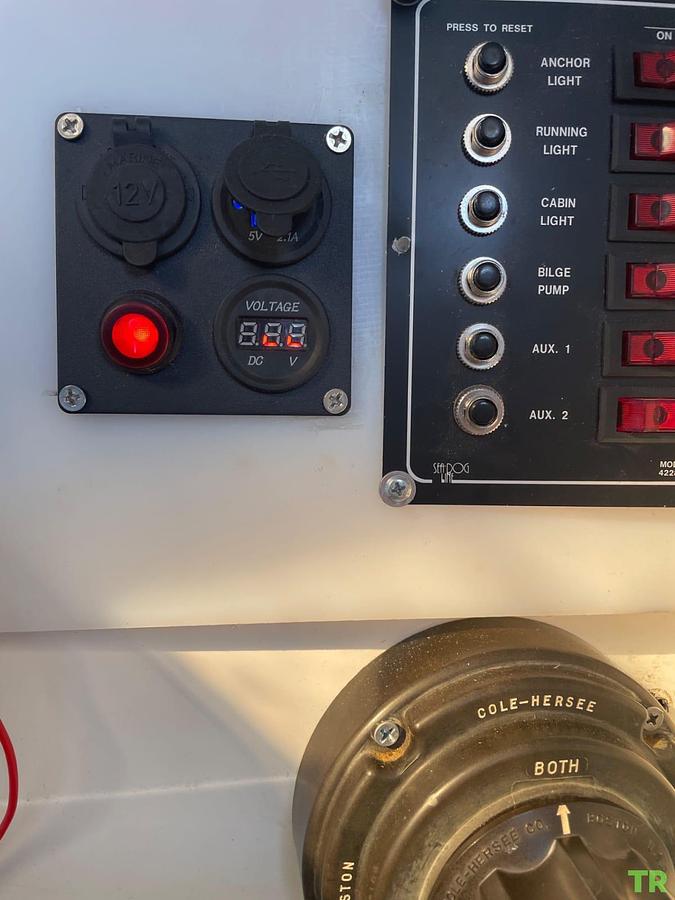 Used 1992 MacGregor M19 Sailboat