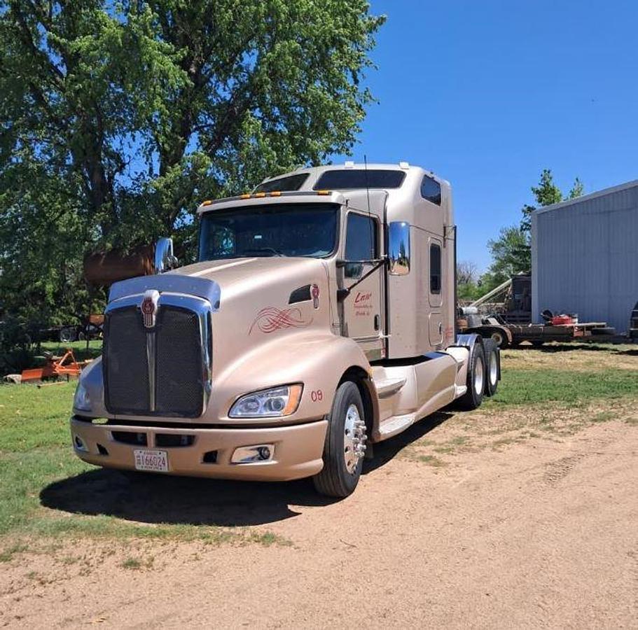 Used 2009 Kenworth T660