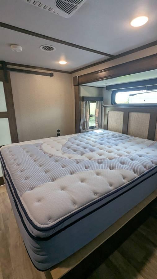 Used 2020 Grand Design Solitude 380fl