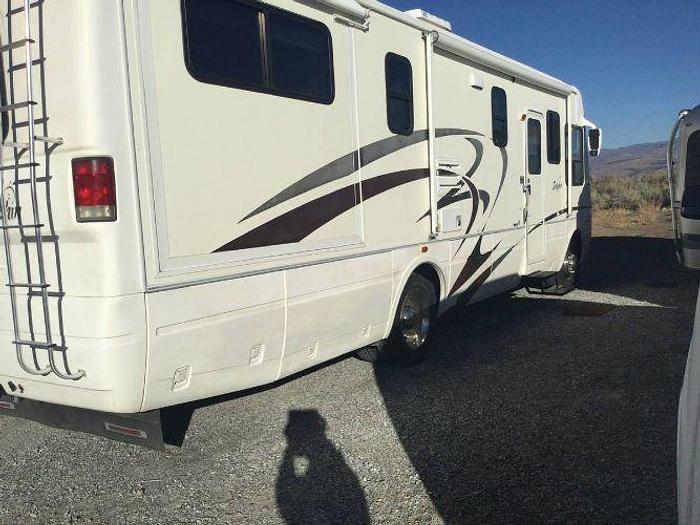 Used 2002 National Dolphin 5320
