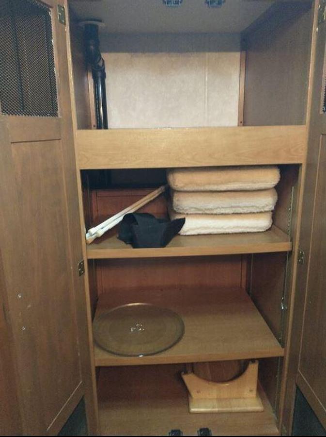 Used 2001 Holiday Rambler Ambassador Class A Motorhome