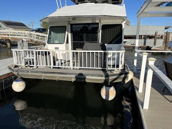 Used 2004 Country Home Houseboat