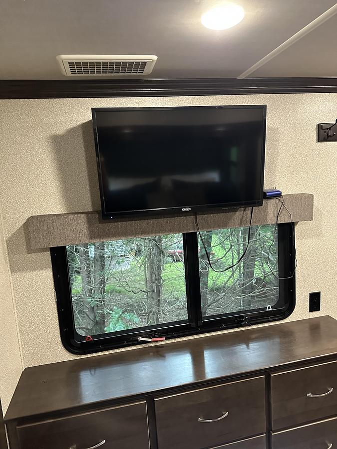 Used 2020 Forest River Cedar Creek Hathaway 38DBRK