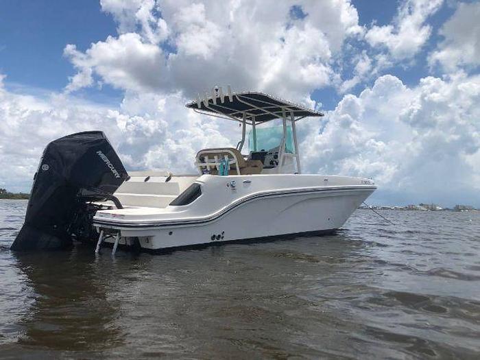 Used 2022 Trophy Open Fisherman T24