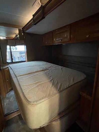 Used 2018 Coachmen Leprechaun 260DS