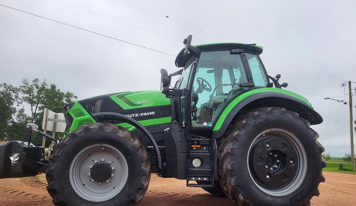 Used 2023 DEUTZ FAHR AGROTRON 6215 Tractor