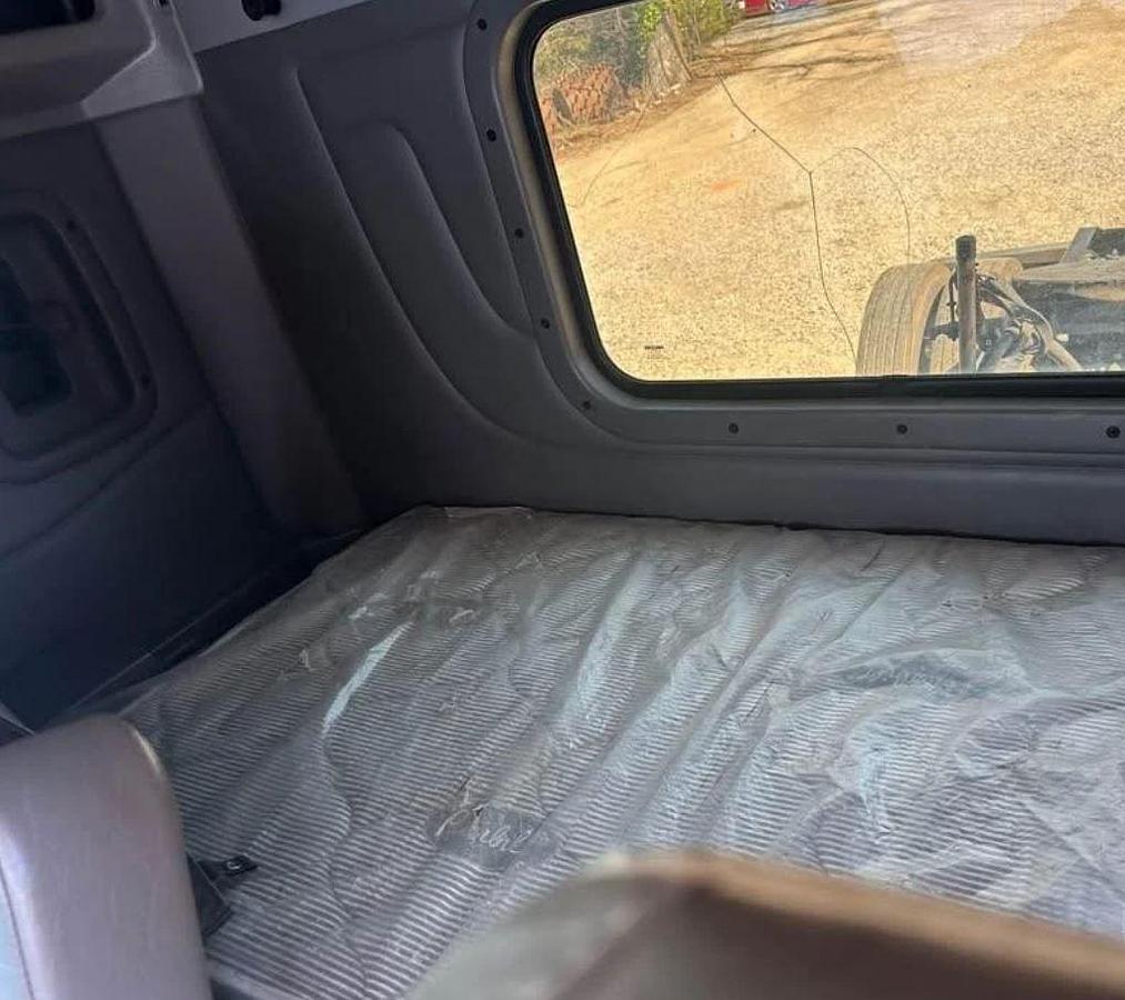 Used 2017 Peterbilt 389