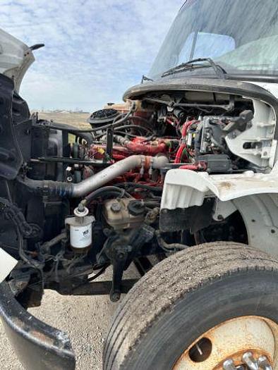 Used 2012 Freightliner M2 106