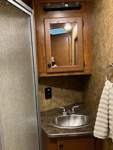 Used 2022 Lakota Colt 3 Horse Trailer