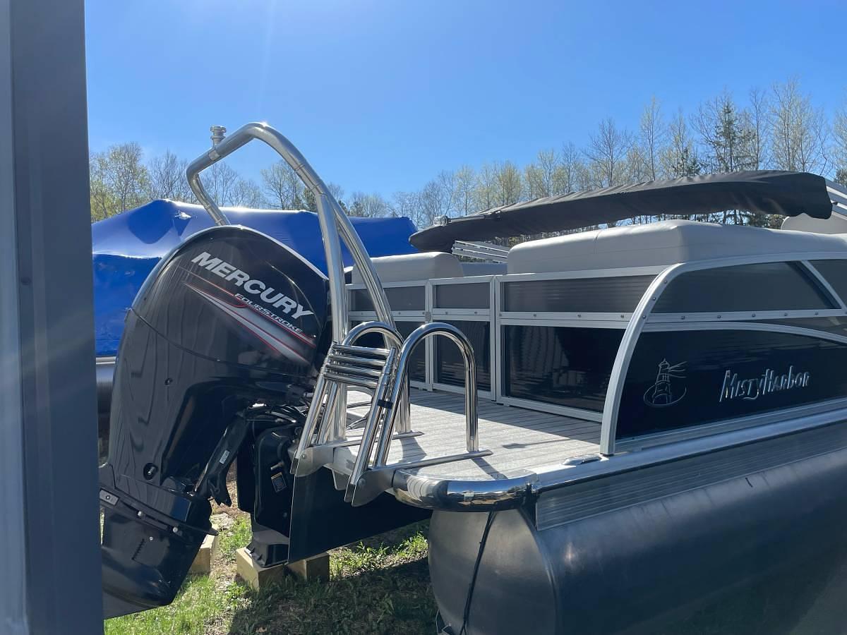 Used 2015 Misty Harbor 2385 Sportoon