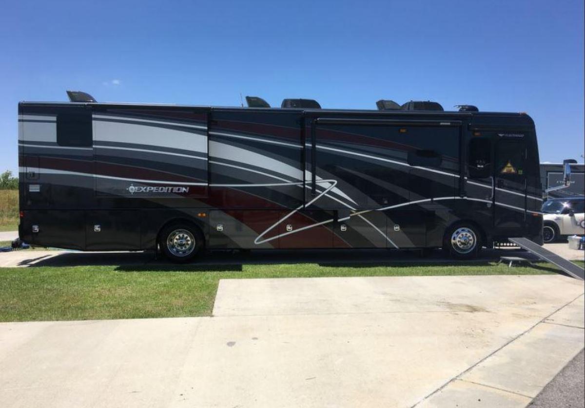 Used 2015 Fleetwood Expedition 38K Class A Motorhome