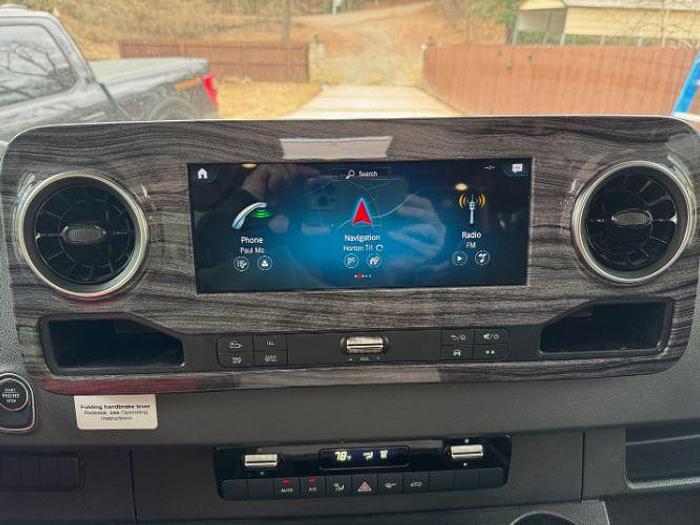 Used 2022 Renegade Vienna 25RMC