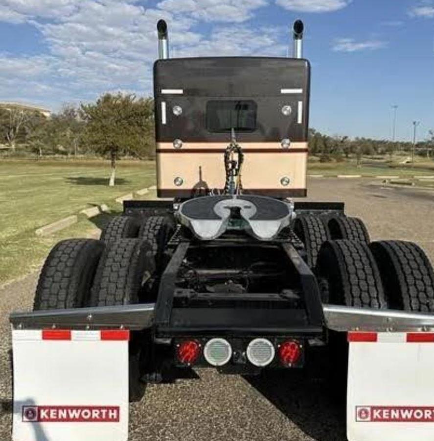 Used 2025 Kenworth W900L