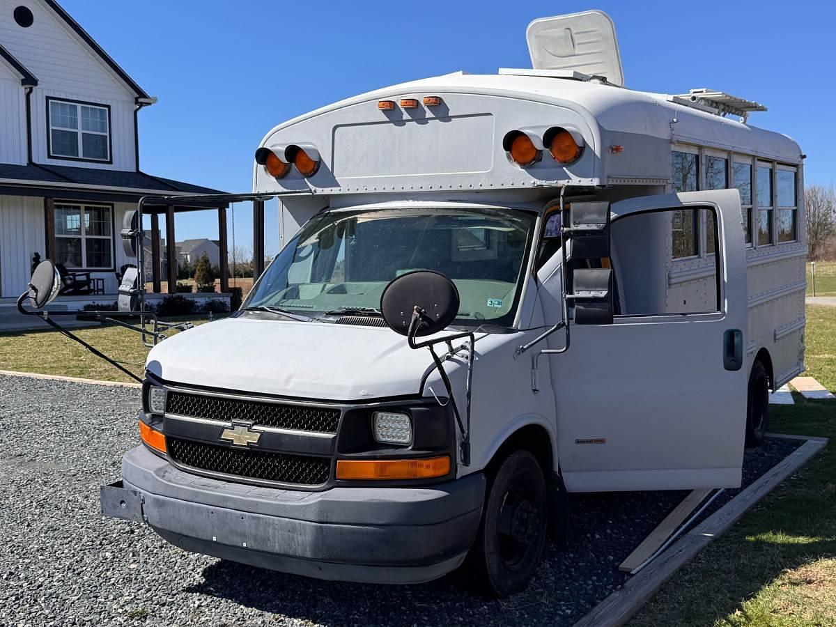 Used 2007 Chevrolet Express 4500 Cutaway