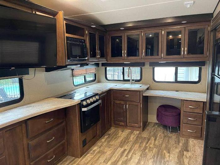 Used 2019 Grand Design Reflection 150 Series 273MK