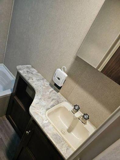 Used 2018 Coleman 215BH 23' Travel Trailer