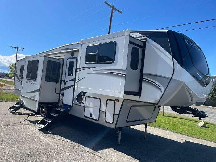 Used 2021 Keystone Cougar 354FLS