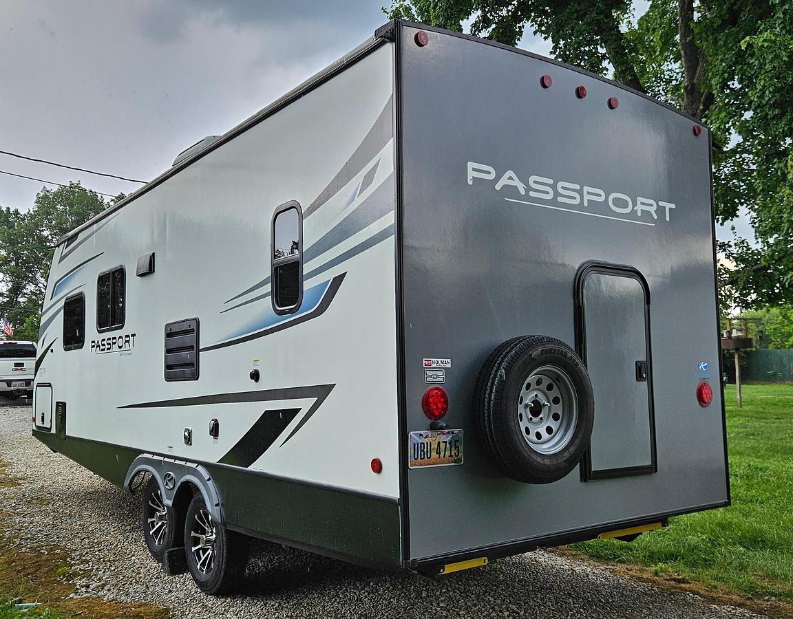 Used 2022 Keystone Passport 219BH