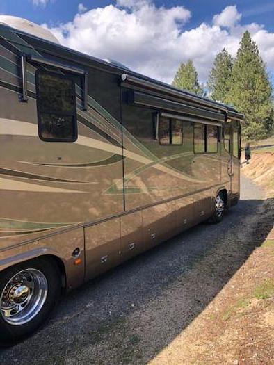 Used 2005 Monaco Executive 40PBT