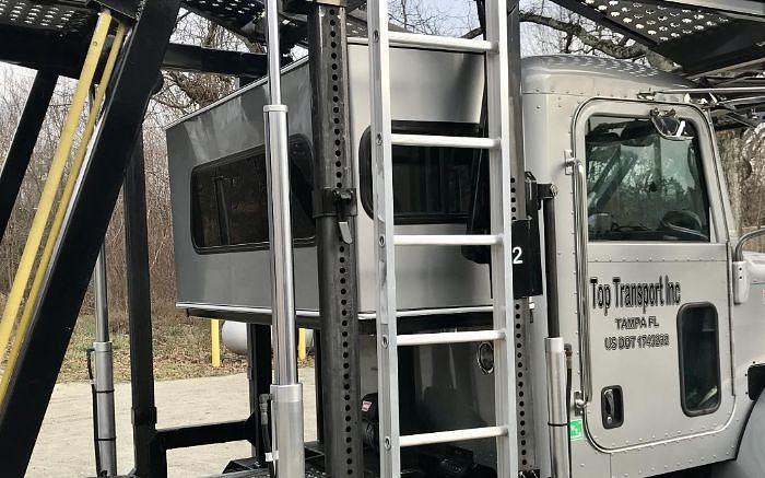 Used 2018 Peterbilt 348